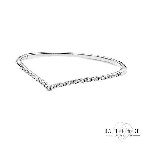 Aqui você encontra Pulseiras Femininas para todos os estilos! Pulseira Feminina de Prata, Ouro 18K e Pulseiras de Berloques, Berloques, Pulseiras de Berloques de Prata! Peças feitas para durar! Confira nossas promoções e leve frete grátis para todo o Brasil! Garantia de envio e devolução fácil.